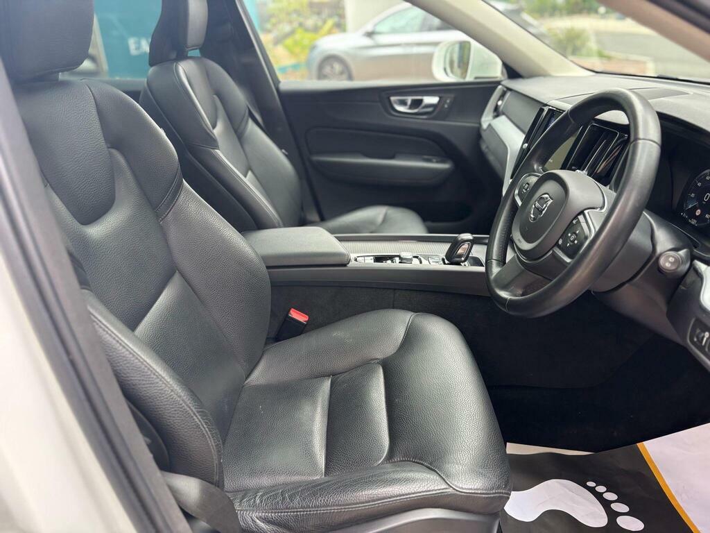 Volvo XC60 Suv Black #38