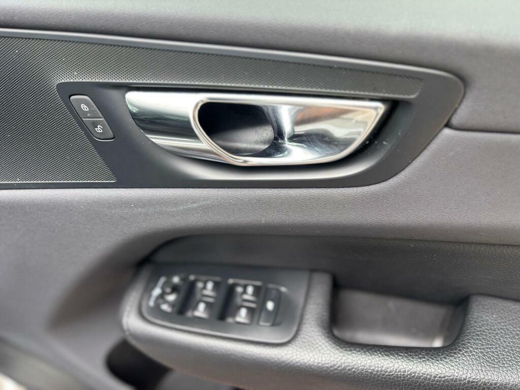 Volvo XC60 Suv Black #47