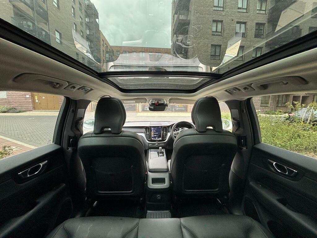 Volvo XC60 Suv Black #30