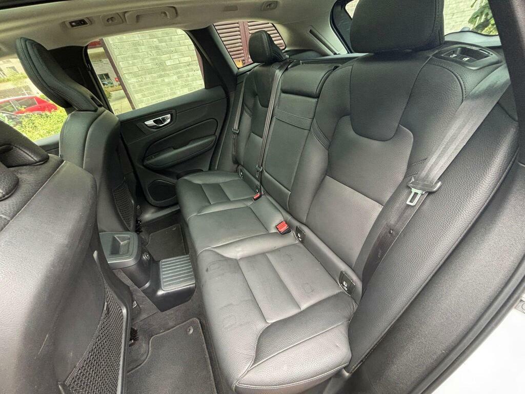 Volvo XC60 Suv Black #41