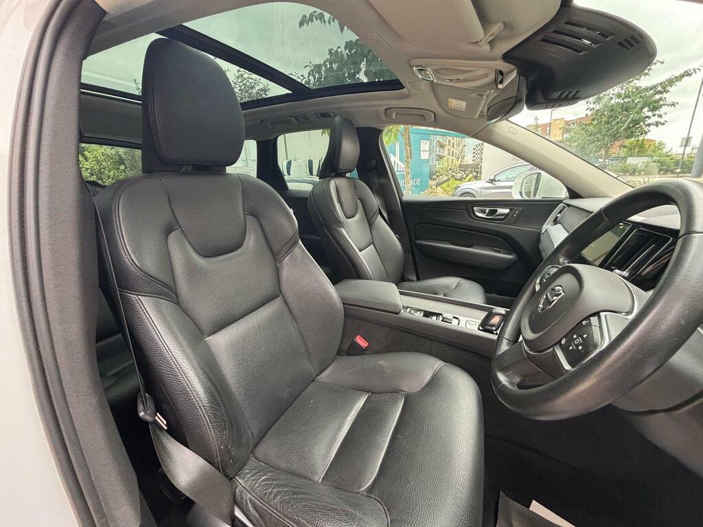 Volvo XC60 Suv Black #37