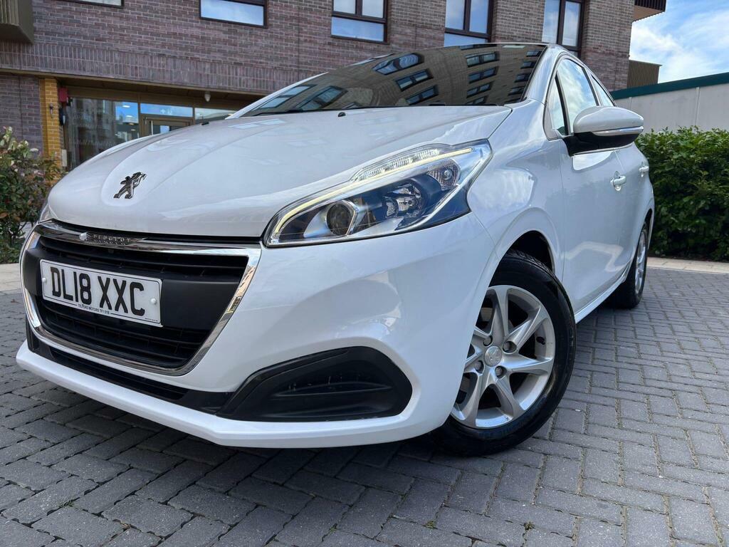 Peugeot 208 Active White #18