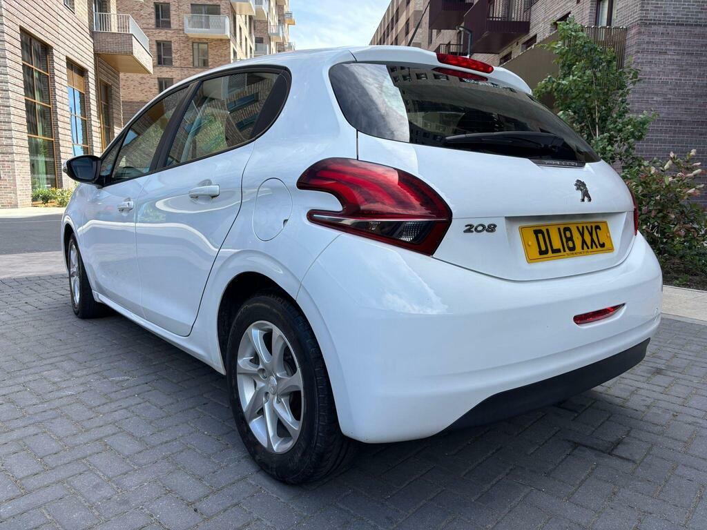 Peugeot 208 1.2 Puretech Active Euro 6 S S DL18XXC White #2