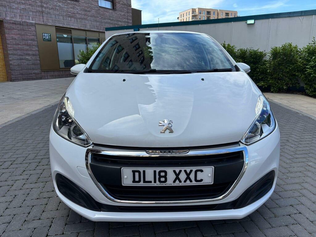 Peugeot 208 Active White #13