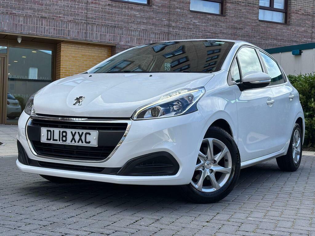 Peugeot 208 1.2 Puretech Active Euro 6 S S White #4