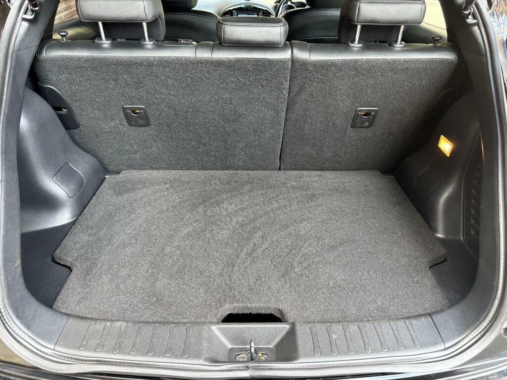 Nissan Juke Bose Personal Edition Silver #56
