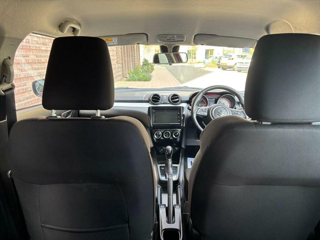 Suzuki Swift 1.2 Dualjet Attitude 201919 White #64
