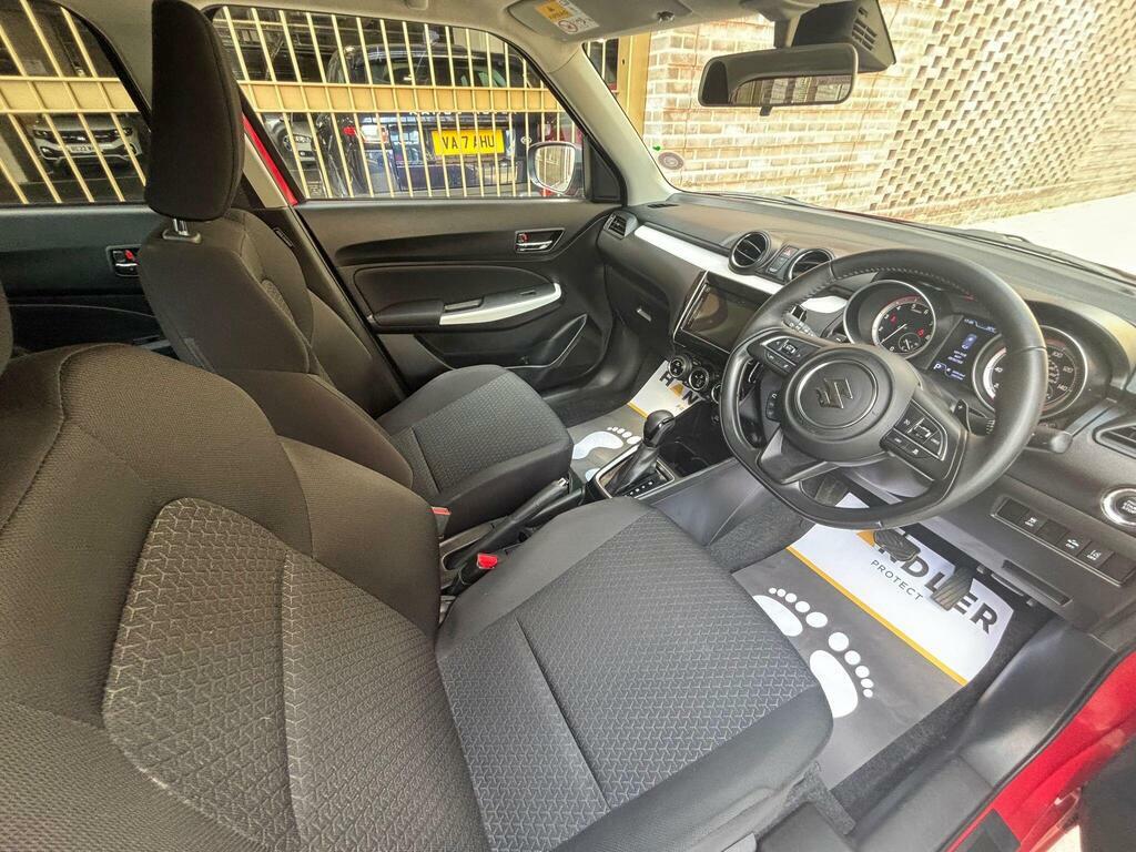 Suzuki Swift 1.2 Dualjet Attitude 201919 White #41