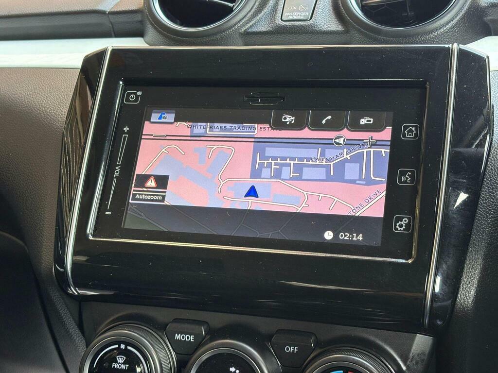 Suzuki Swift 1.2 Dualjet Attitude 201919 White #57