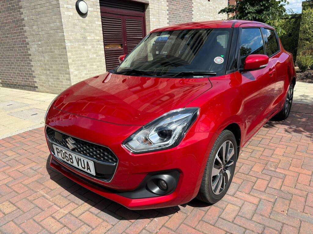 Suzuki Swift 1.2 Dualjet Attitude 201919 White #26