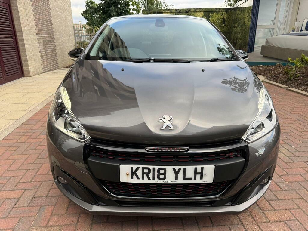 Peugeot 208 Black Edition White #16