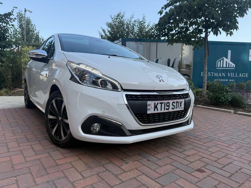 Peugeot 208 1.2 Puretech Tech Edition Euro 6 S S White #3