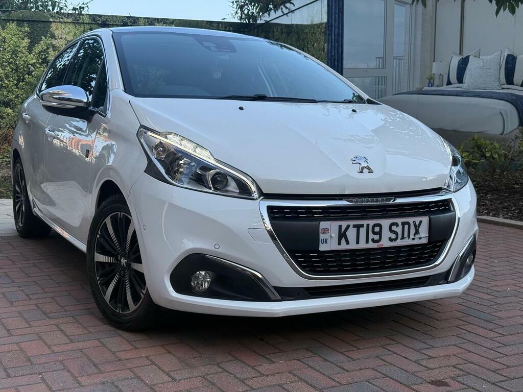 Peugeot 208 1.2 Puretech Tech Edition Euro 6 S S White #5