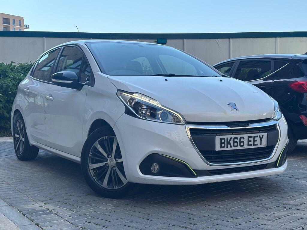 Peugeot 208 1.2 Puretech Active Design Lime Euro 6 White