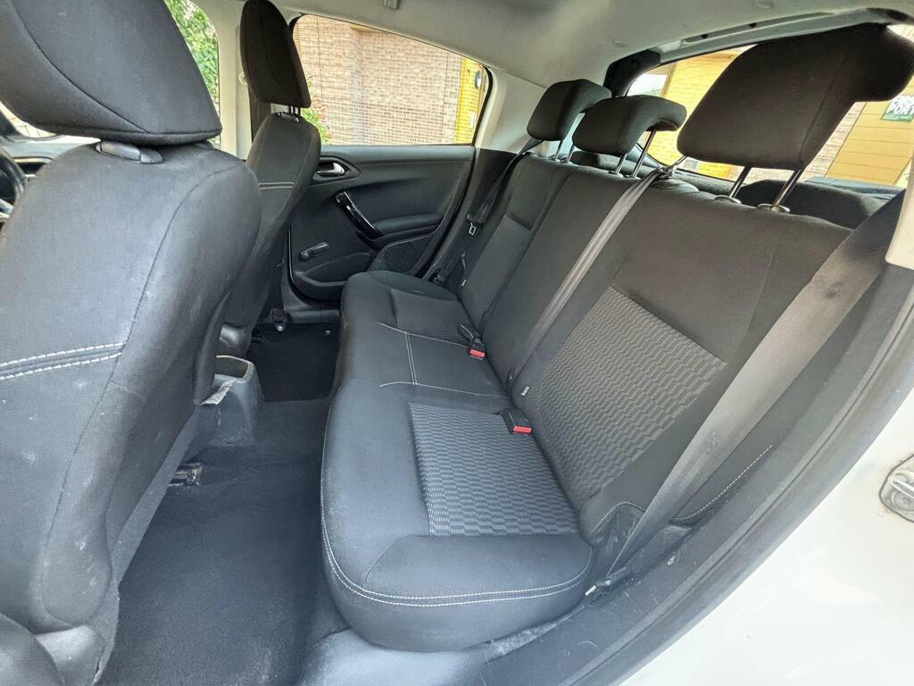 Peugeot 208 1.2 Puretech Active Euro 6 Blue #31
