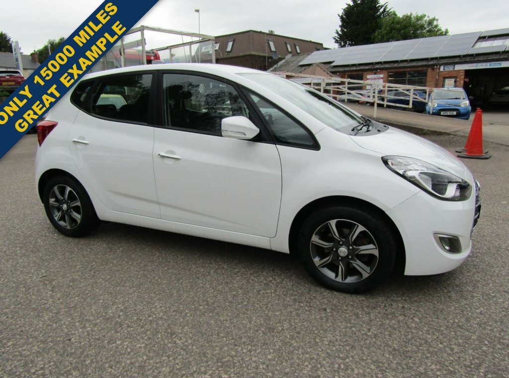 Hyundai Ix20 1.6L Se Nav White #2
