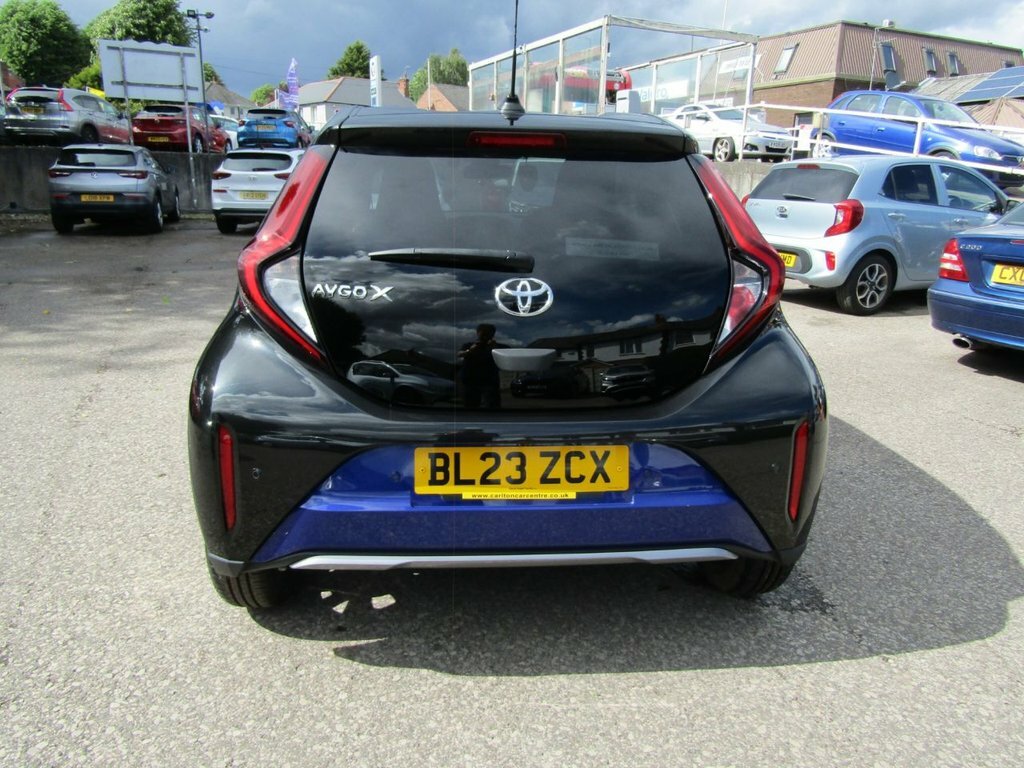 Toyota Aygo X 1L Exclusive Blue #5