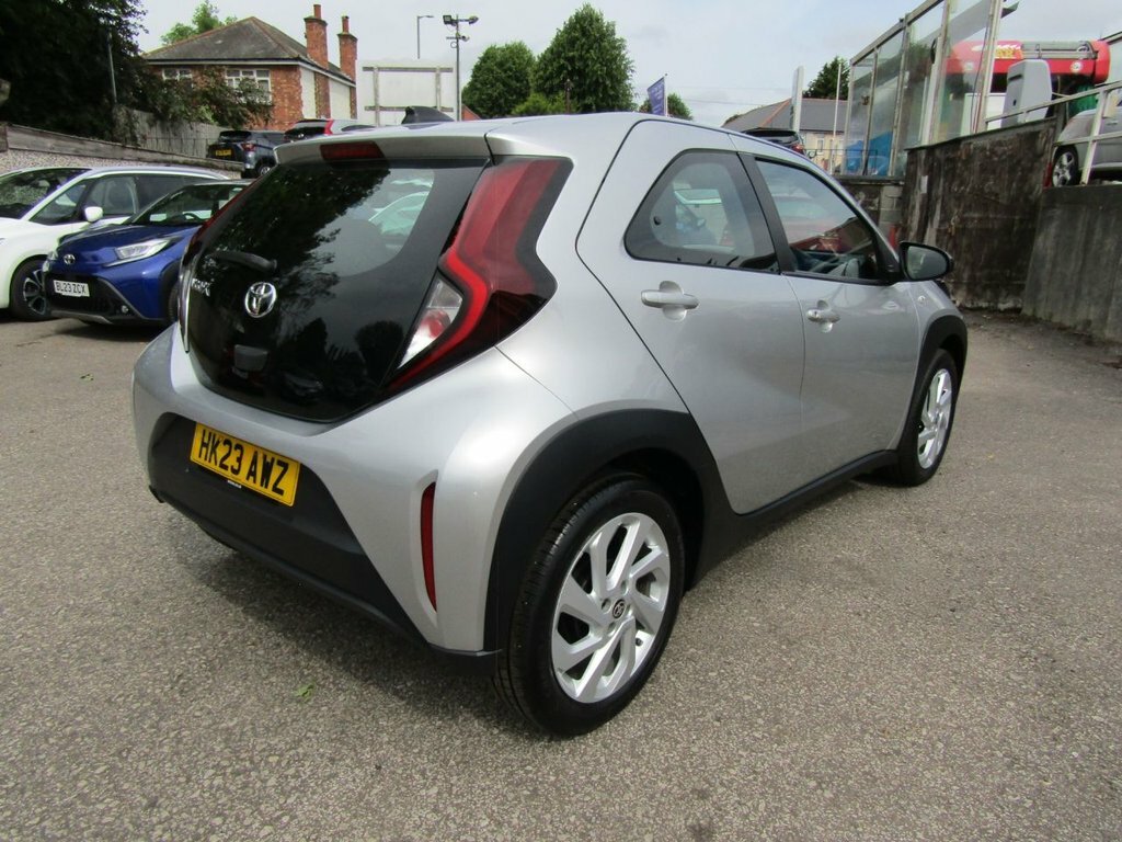 Toyota Aygo X 1L Pure Silver #4