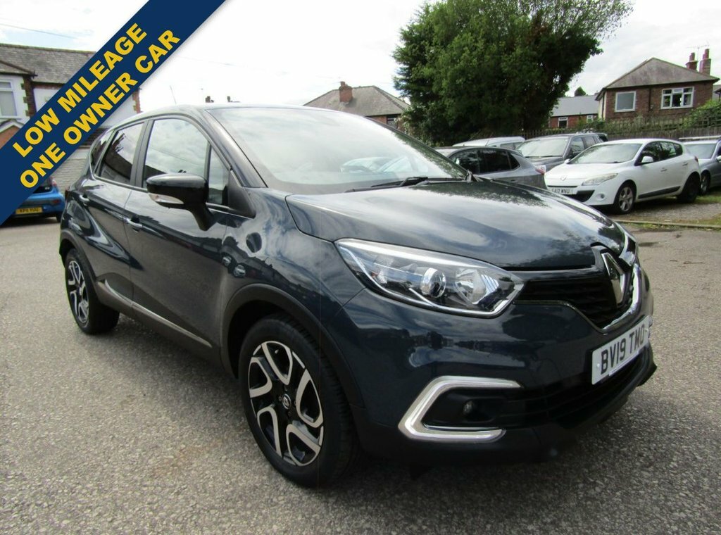 Renault Captur 0.9L Iconic Blue