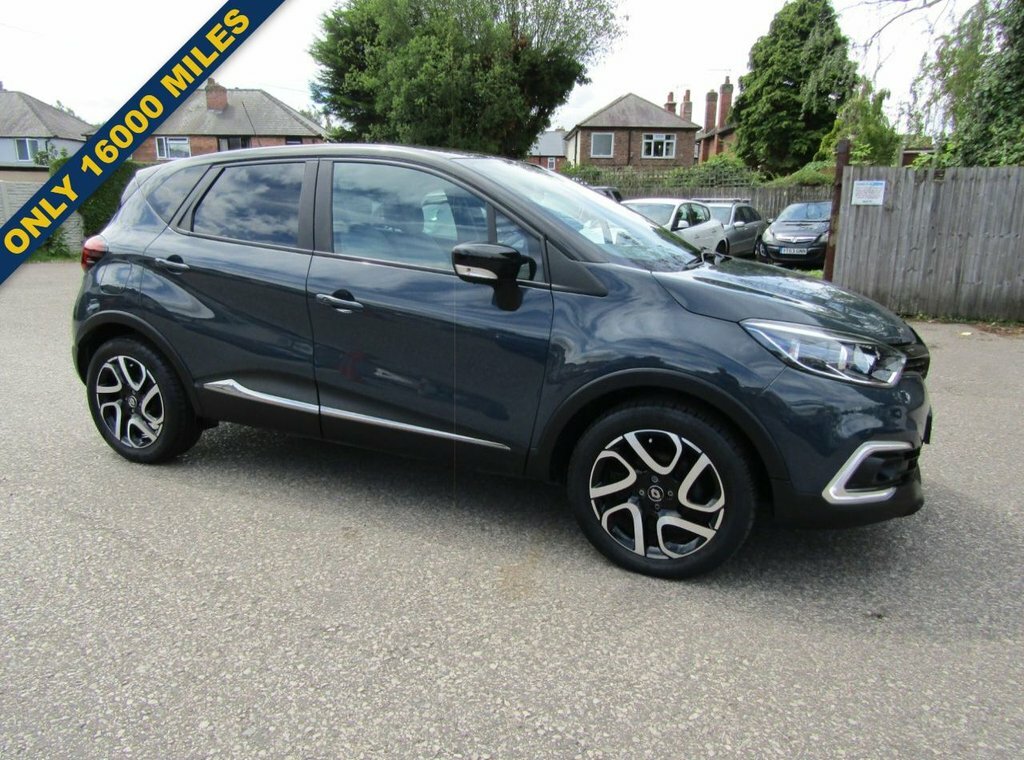 Renault Captur 0.9L Iconic Blue #2