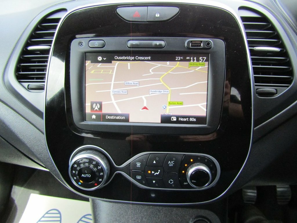 Renault Captur Captur Iconic Tce Black #17
