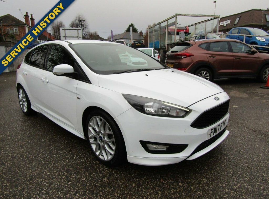 Ford Focus 1L St-line White