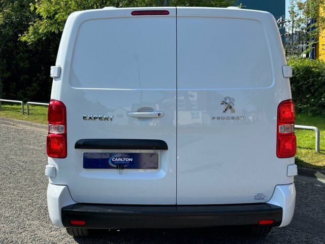 Peugeot Expert Manual MJ73ZVU White #4