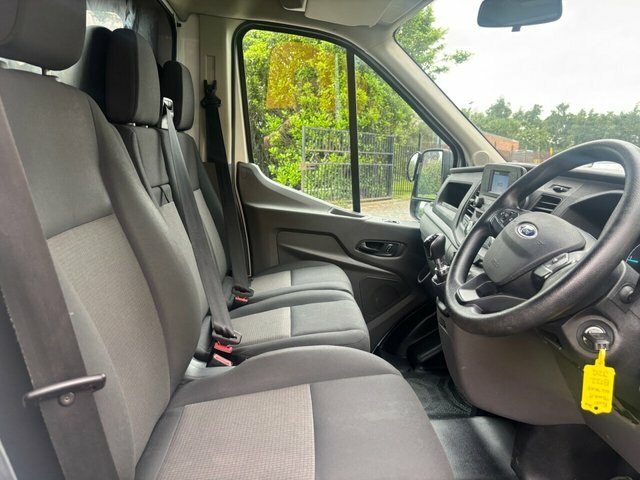Ford Transit Custom Manual BT22JZG White #6