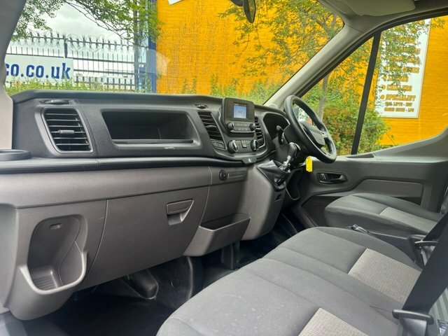 Ford Transit Custom Manual BT22JZG White #5