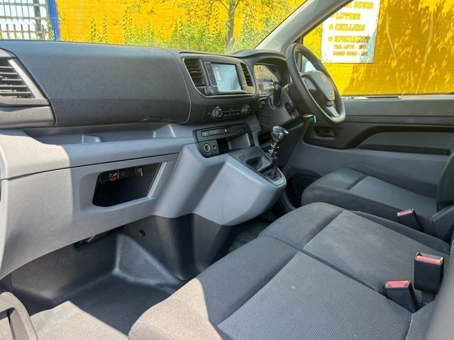 Citroen Dispatch Manual Grey #4