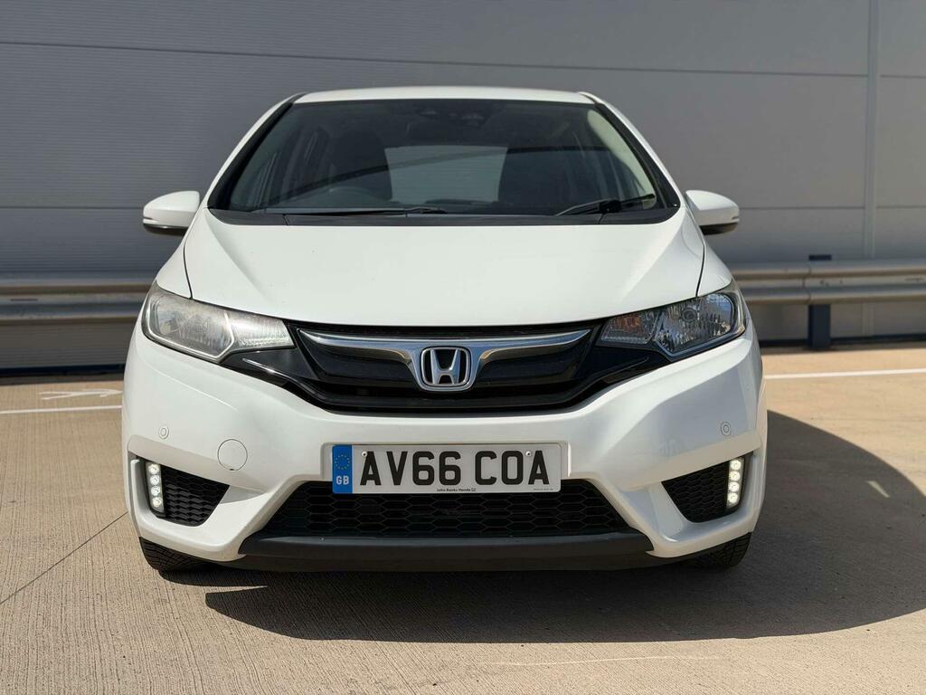 Honda Jazz 1.3 I-vtec Se Euro 6 Ss AV66COA White #2