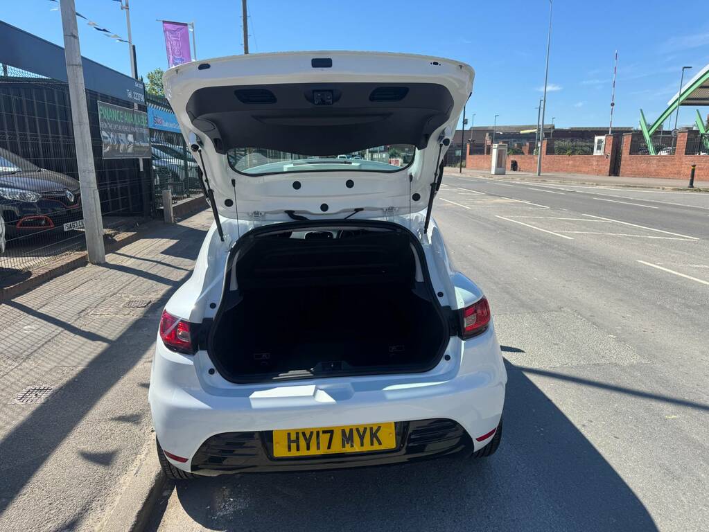 Renault Clio 1.2 16V Dynamique Nav White #2