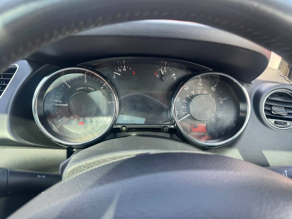 Peugeot 3008 3008 Active E-hdi S-a Blue #16