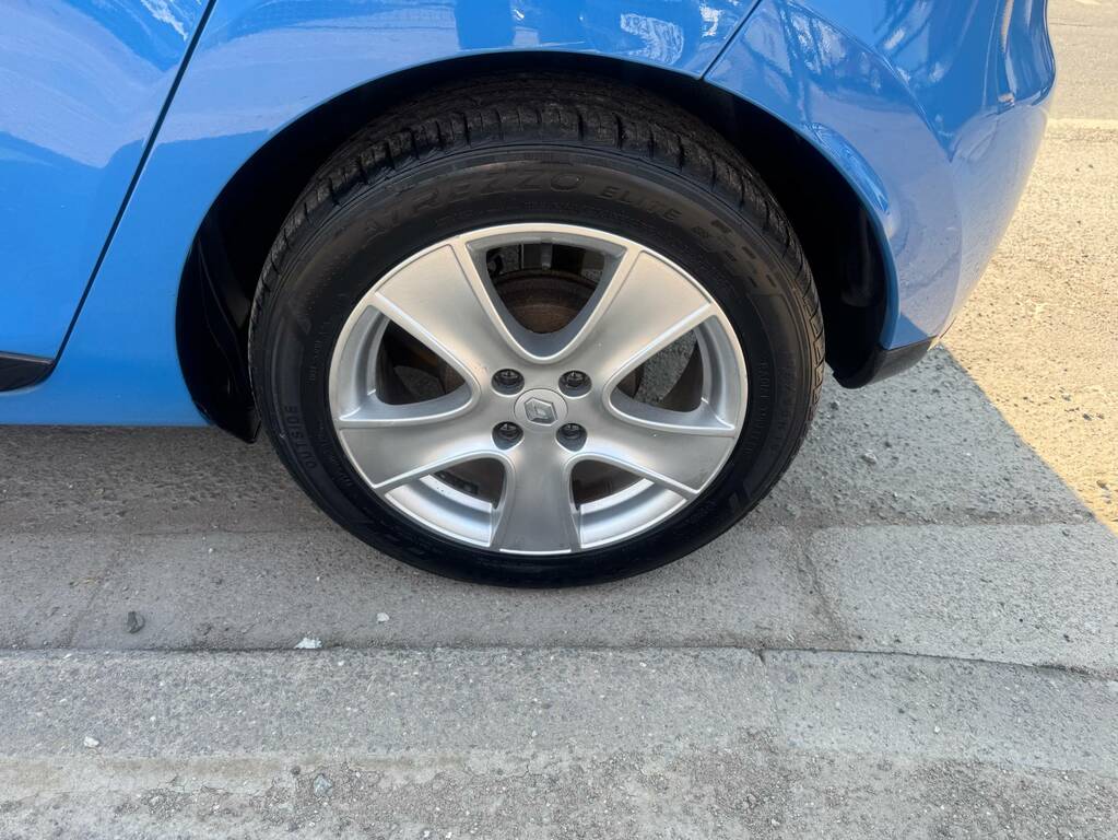 Renault Clio 1.2 16V Dynamique Medianav Blue #5