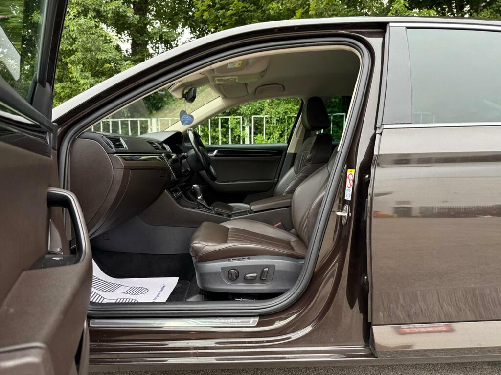 Skoda Superb Superb Se L Executive Tdi S-a Silver #87