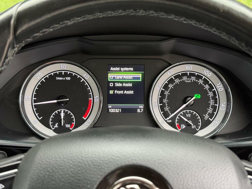 Skoda Superb Superb Se L Executive Tdi S-a Silver #49
