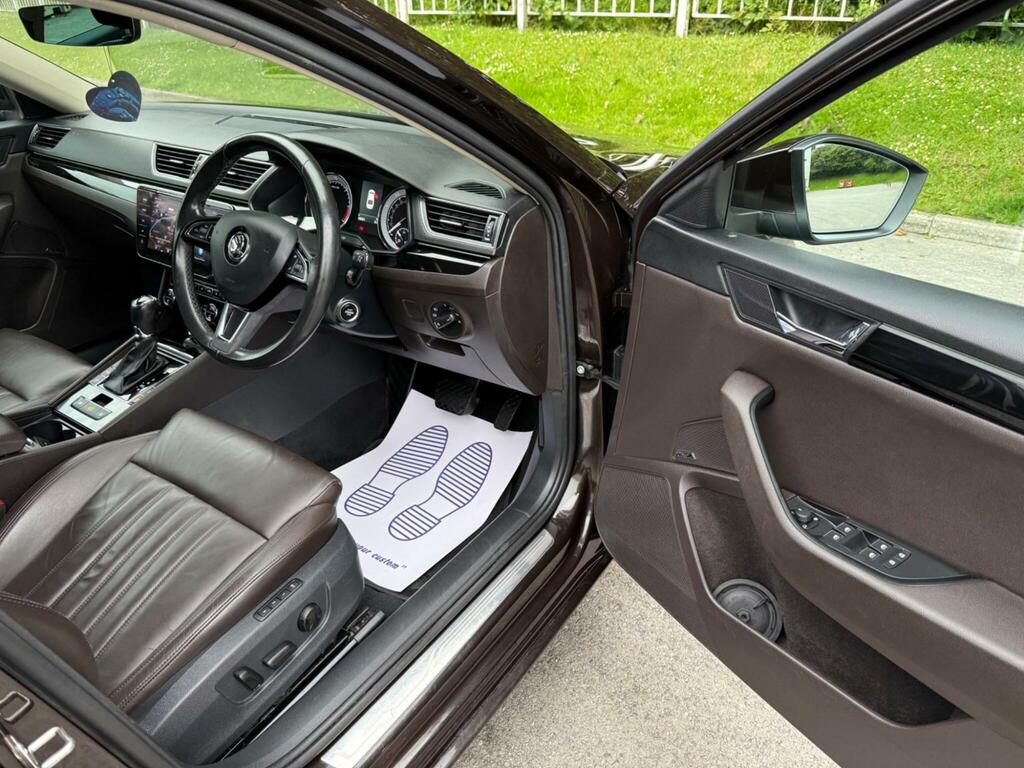 Skoda Superb Superb Se L Executive Tdi S-a Silver #72