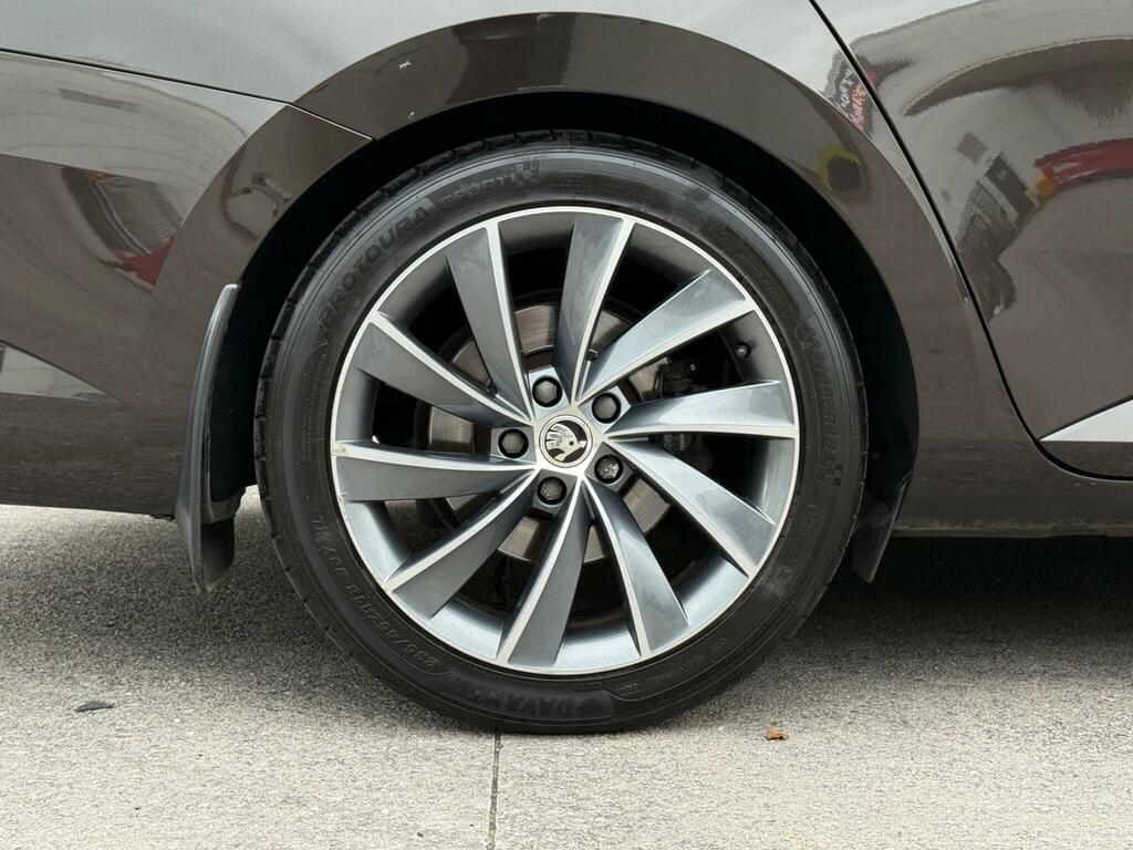 Skoda Superb Superb Se L Executive Tdi S-a Silver #34