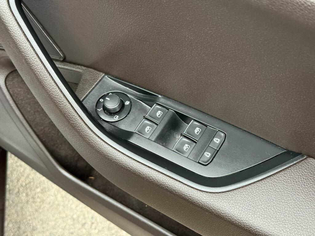 Skoda Superb Superb Se L Executive Tdi S-a Silver #71