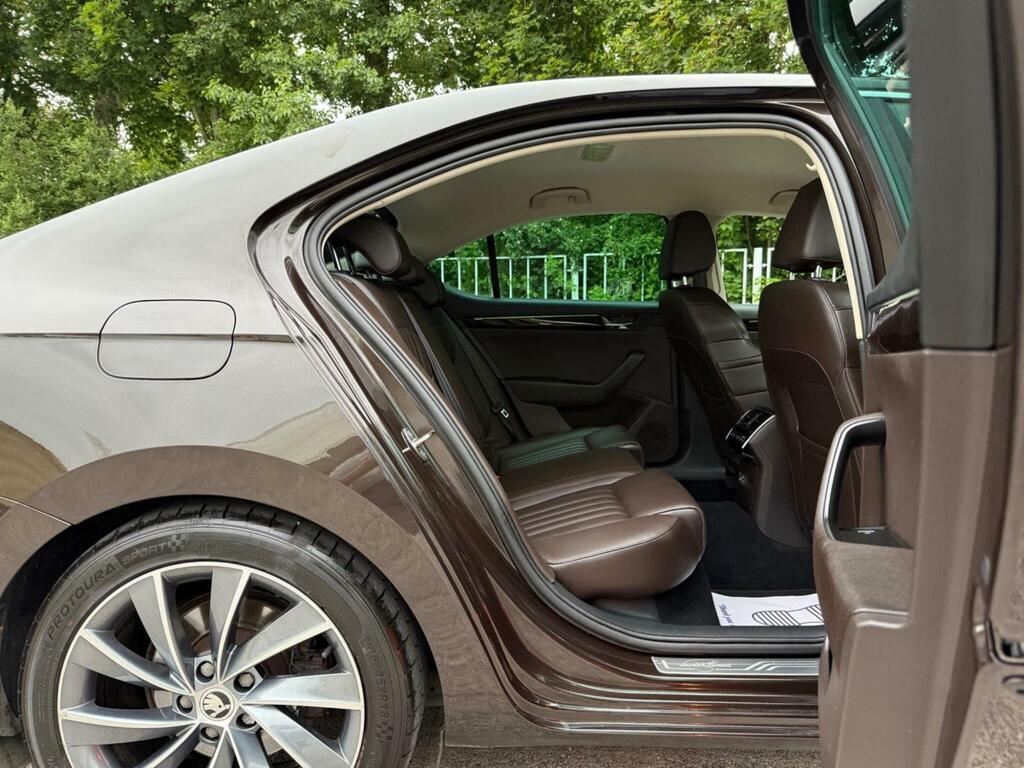Skoda Superb Superb Se L Executive Tdi S-a Silver #89