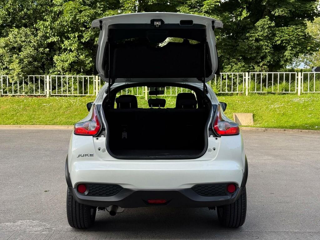 Nissan Juke 1.6 Tekna Xtronic 117 Bhp Grey #37