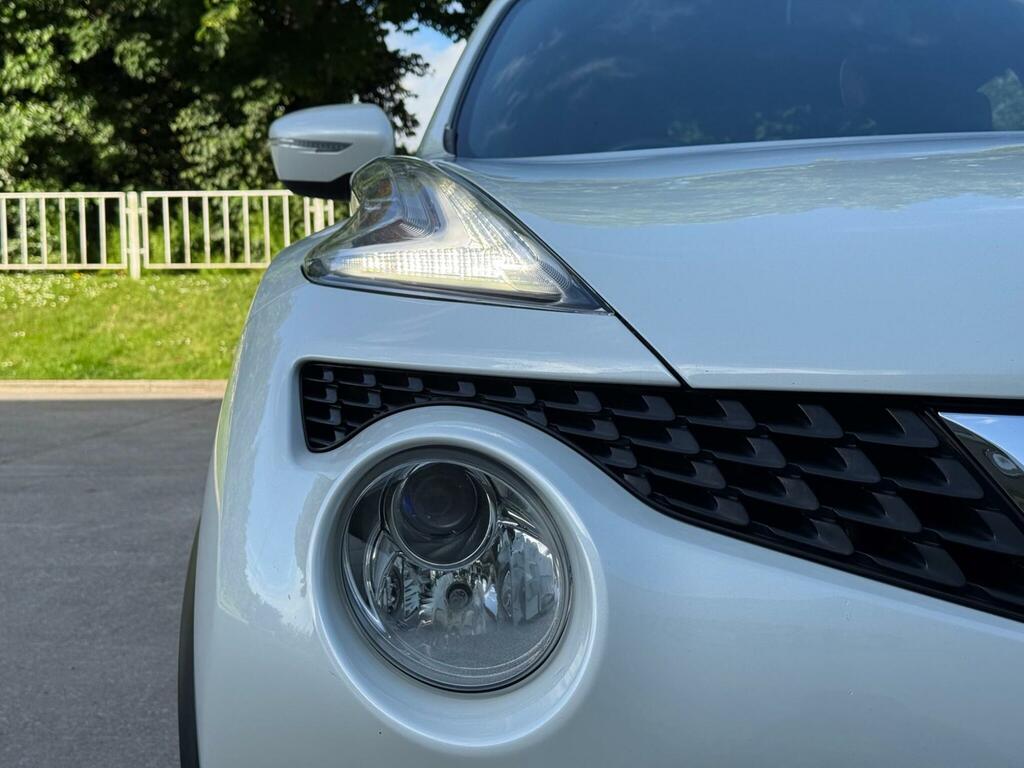 Nissan Juke 1.6 Tekna Xtronic 117 Bhp Grey #13