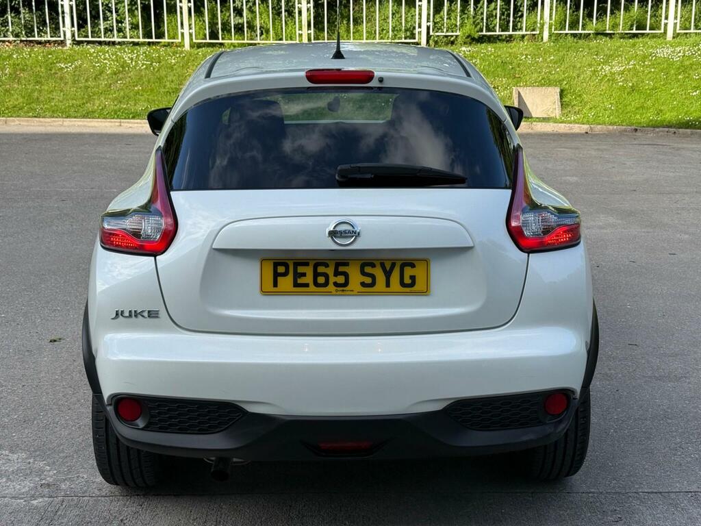 Nissan Juke 1.6 Tekna Xtronic 117 Bhp Grey #36
