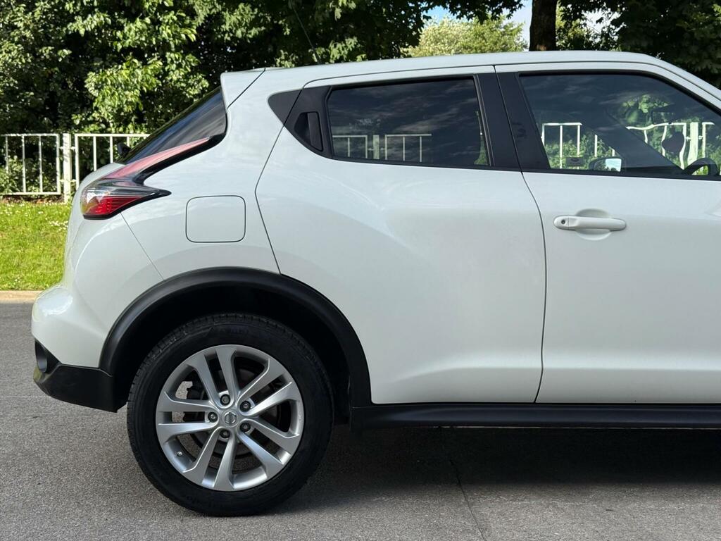 Nissan Juke 1.6 Tekna Xtronic 117 Bhp Grey #27