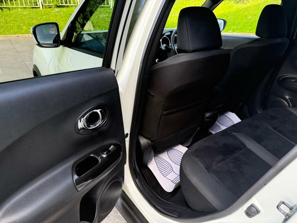 Nissan Juke 1.6 Tekna Xtronic 117 Bhp Grey #66