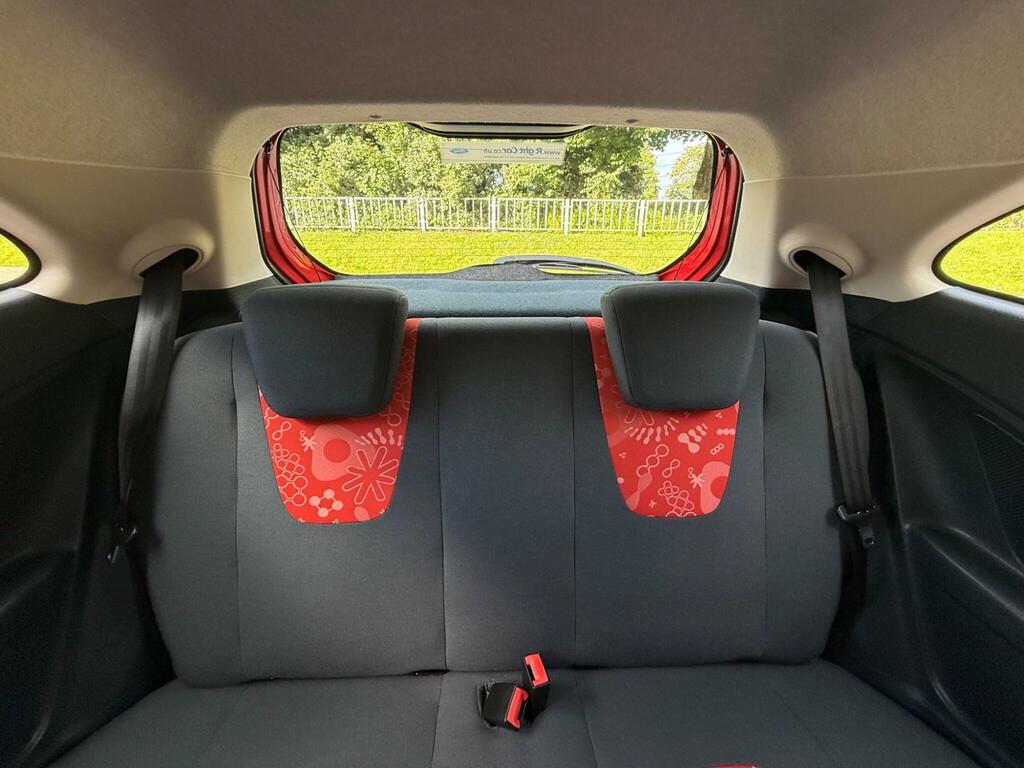 Ford KA 1.2 Edge Hatchback Red #35