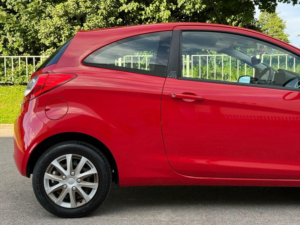 Ford KA 1.2 Edge Hatchback Red #27