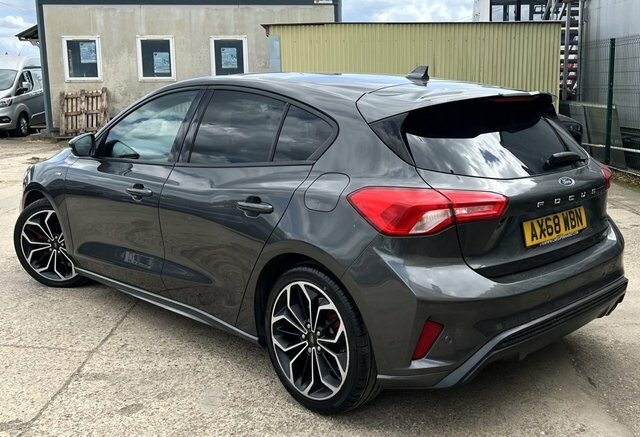 Ford Focus 1.0T Ecoboost St-line X Hatchback Manua AX68WBN Grey #4