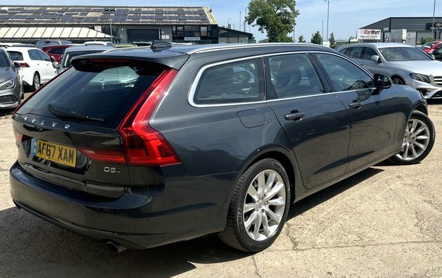 Volvo V90 2.0 D5 Powerpulse Momentum Estate AF67XAM Grey #3