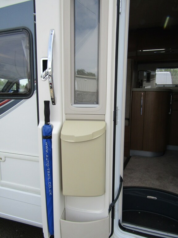 Fiat  Diesel White #18